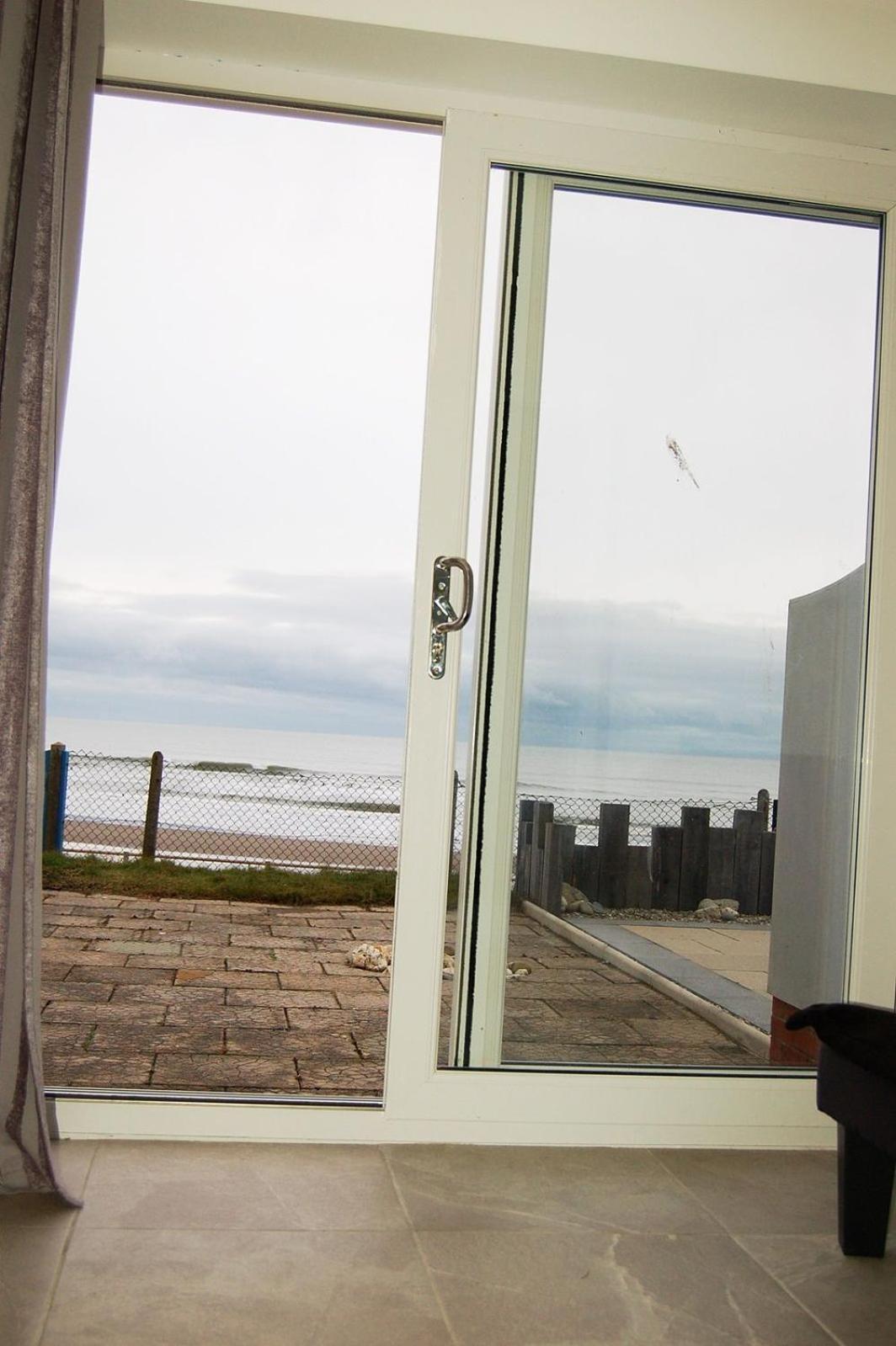 Seagull Beach House Tywyn Exterior photo